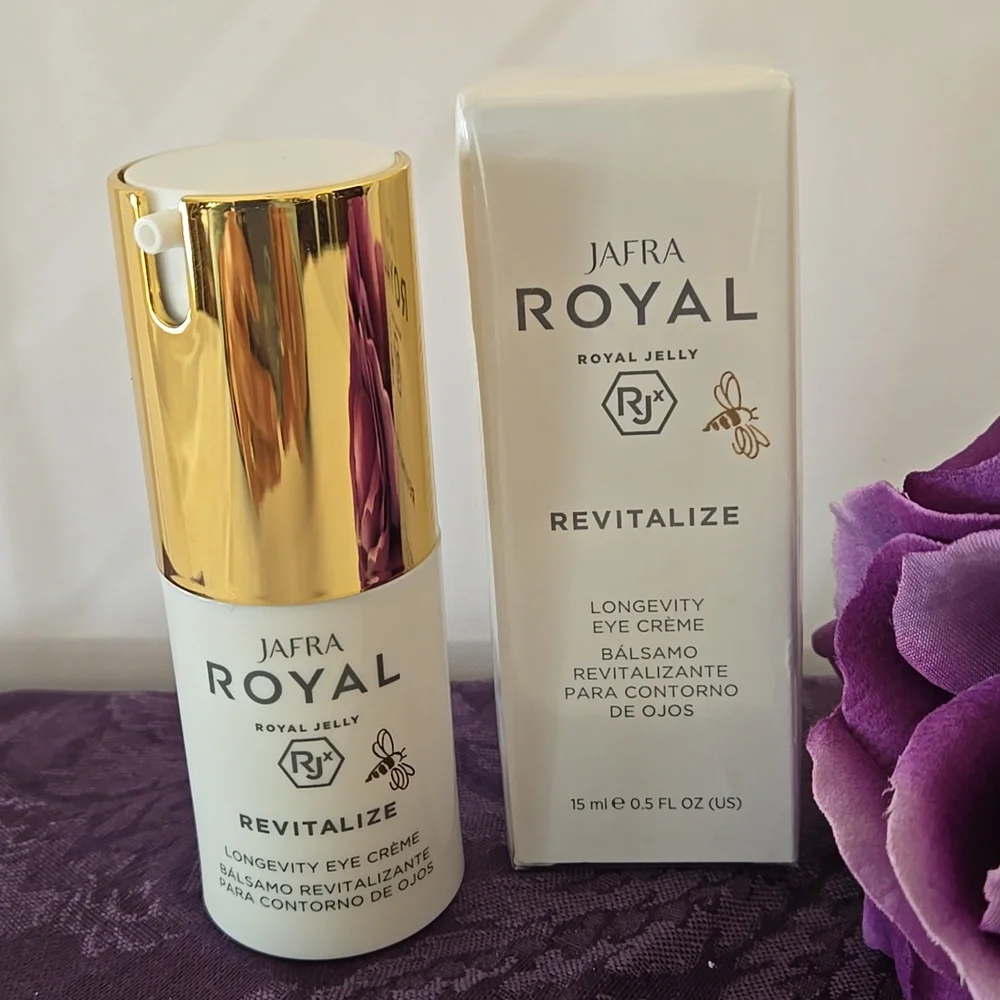 JAFRA Royal Revitalize Longevity Eye Cream .5 oz NWT • Discontinued